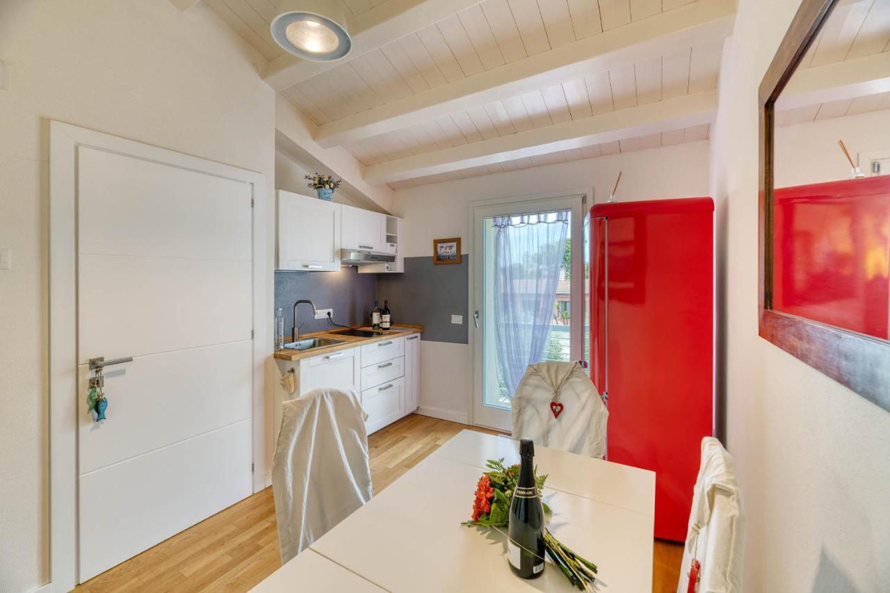 La Casa Degli Ulivi Appartamento In Villa Con Patio Quartu SantʼElena Dış mekan fotoğraf